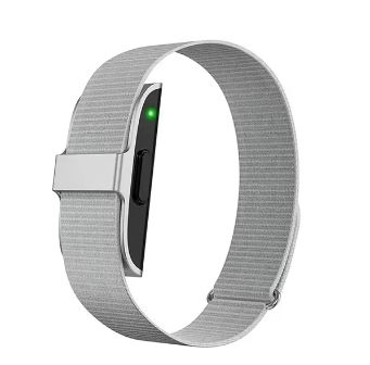 Skanto | SMART HEALTH TRACKER – health watch with vital sign monitoring and over 50 sports modes
