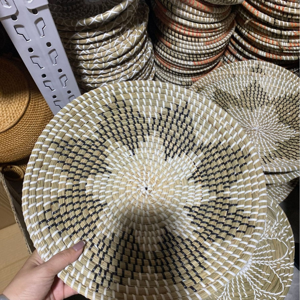 Handcrafted coaster made of natural fiber Acalora
