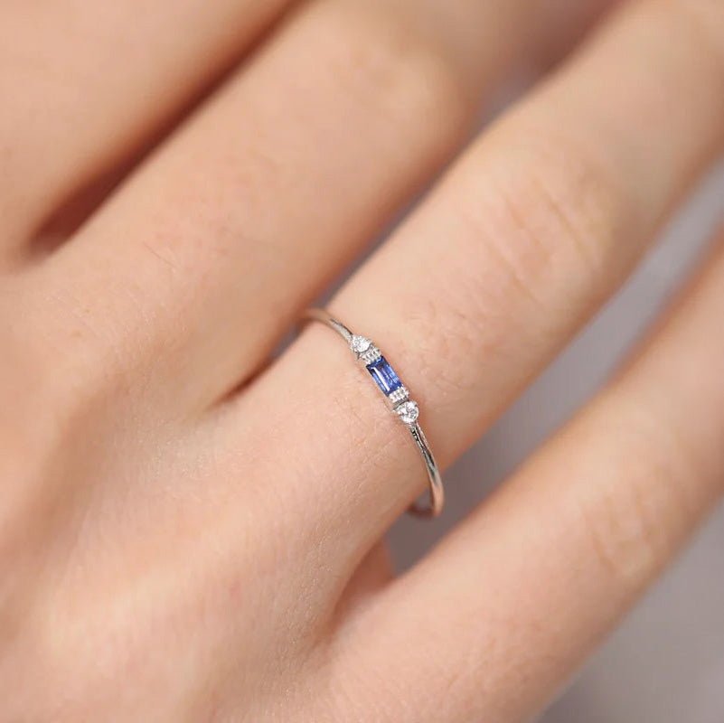 Skanto | Dainty & Baguette Diamond Ring