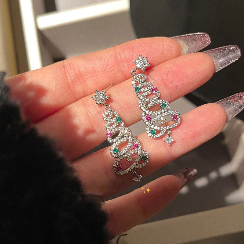 Kalsten | Shiny Christmas tree earrings