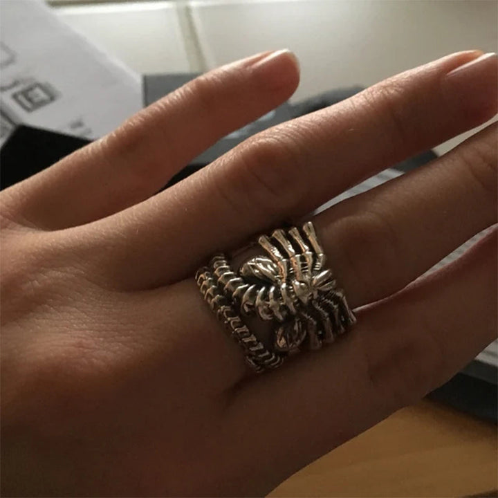 Kalsten | Alien-Facehugger-Ring