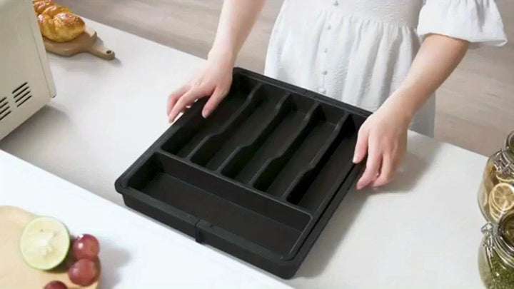 Extendable cutlery tray 33–57 cm | Kalsten