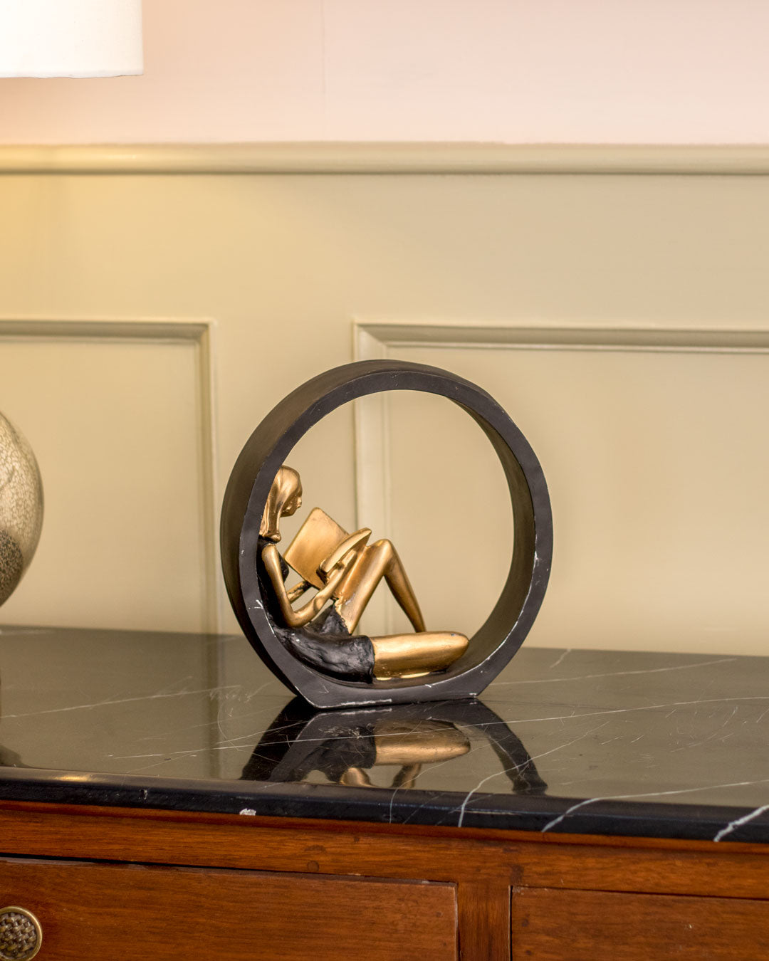 Kalsten | Reading Girl Statue