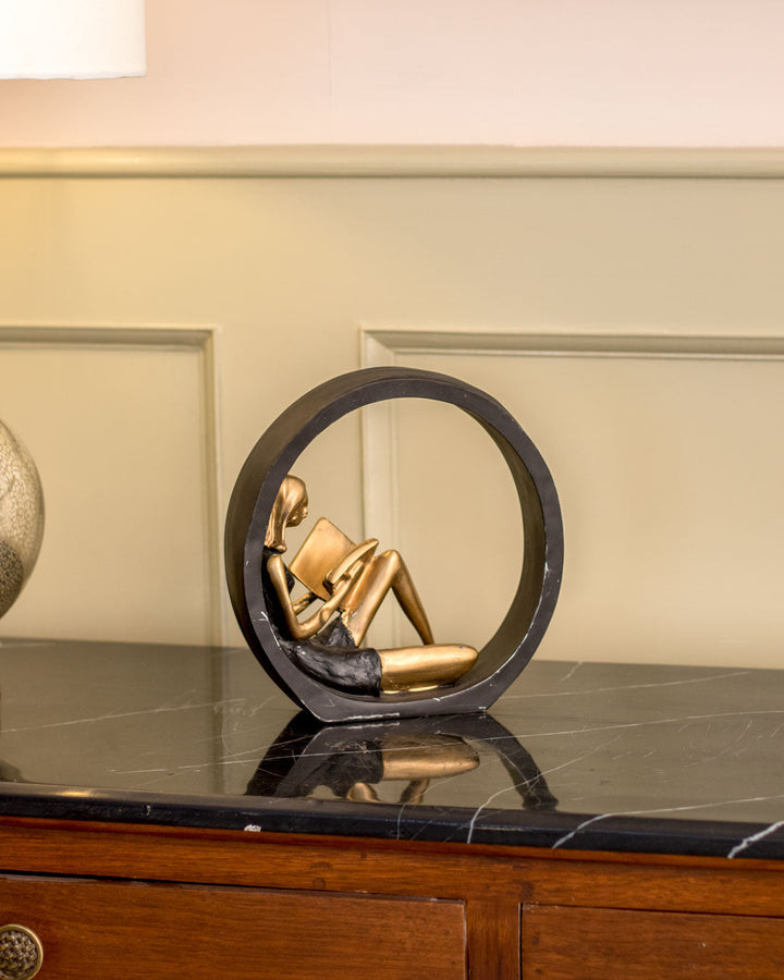 Kalsten | Reading Girl Statue