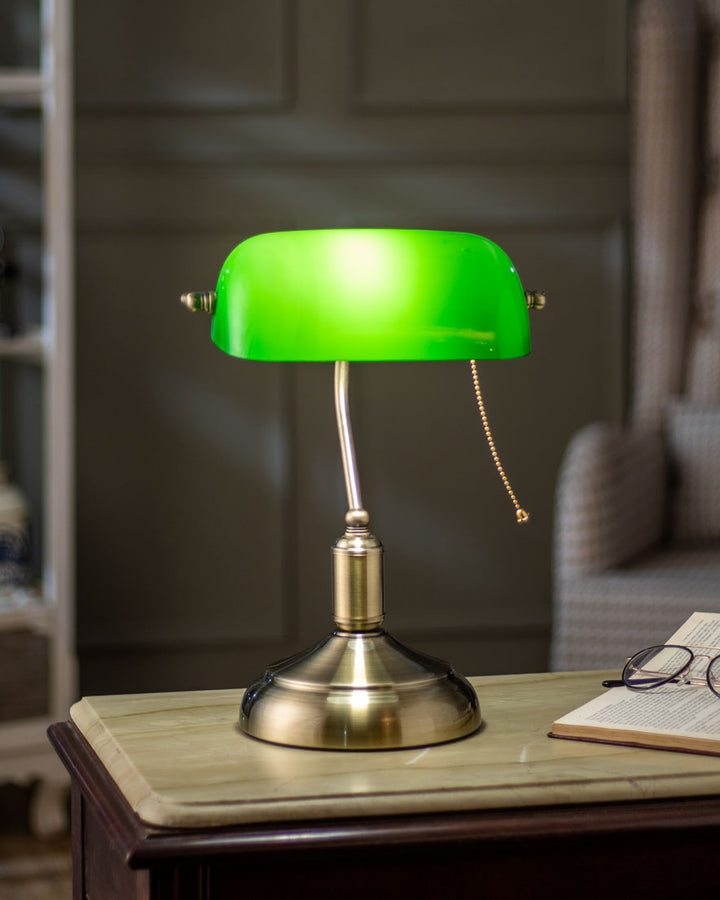 Classic Banker Lamp | Kalsten