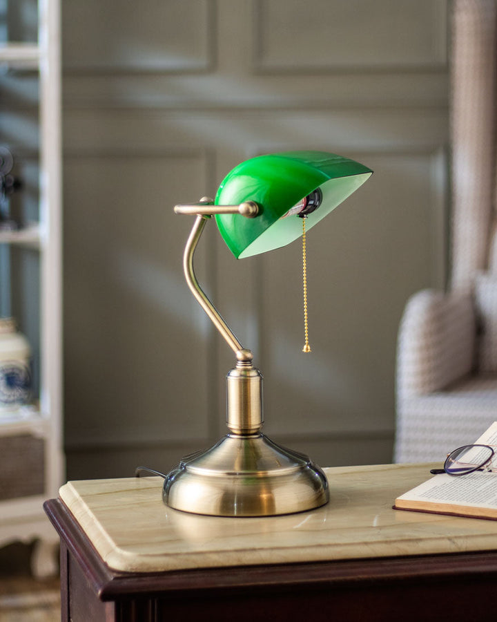 Classic Banker Lamp | Kalsten