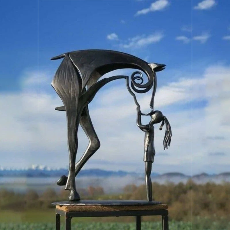 Kalsten | Metal Horse Sculpture | Handcrafted Garden Statue | Weather-Resistant Yard Decor | 20 × 20 cm