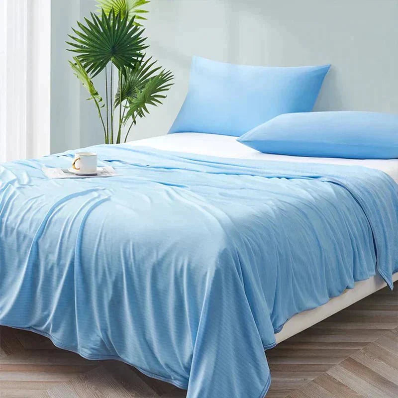 Summer blanket for warm nights 200x150 cm | Kalsten