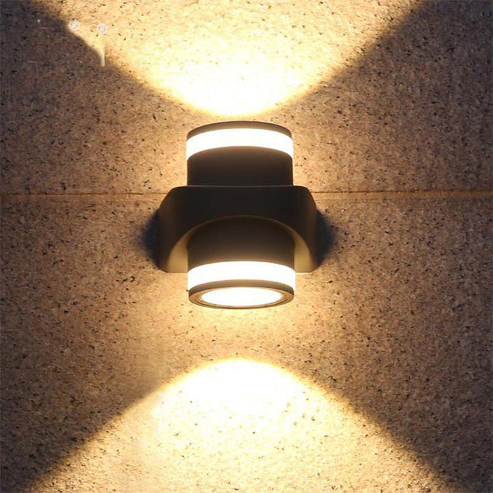 Modern Cylindrical Die-Cast Aluminum LED Waterproof Outdoor Garden Wall Light | Kalsten
