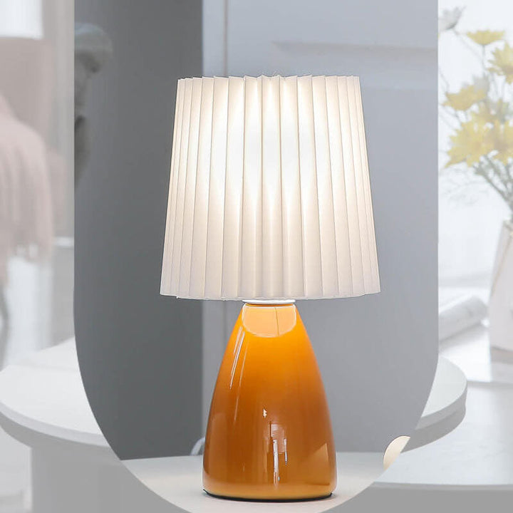 Scandinavian Retro Table Lamp with Pleated Shade and Glass Base | Kalsten