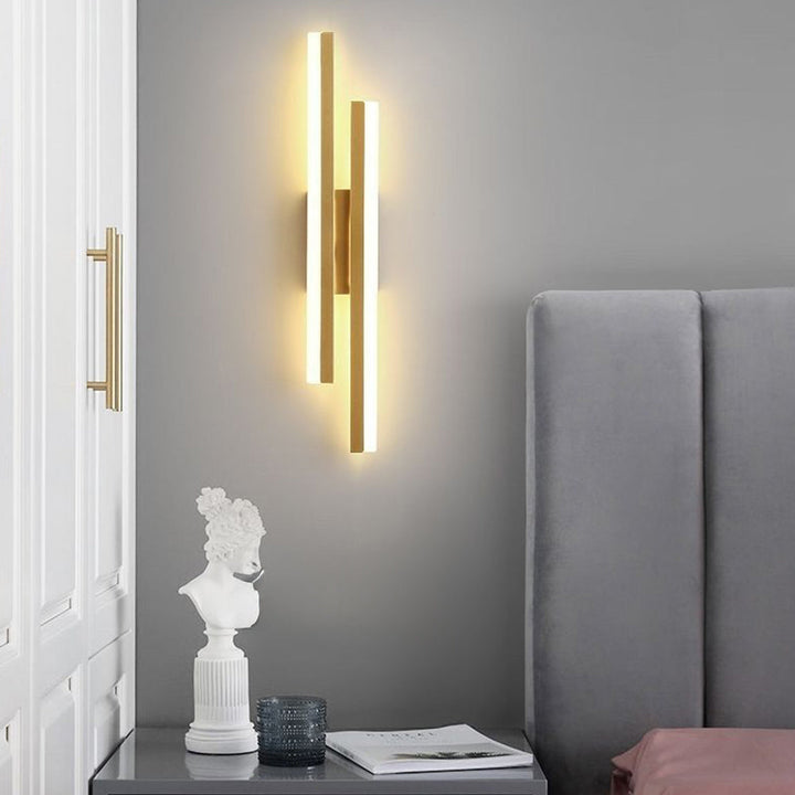 Acrylic Metal LED Wall Lamp Kalsten