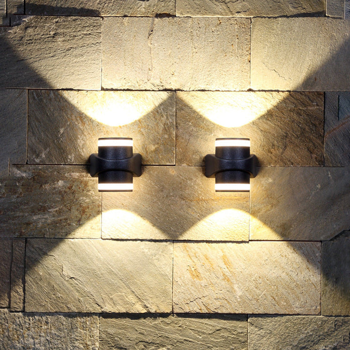 Modern Cylindrical Die-Cast Aluminum LED Waterproof Outdoor Garden Wall Light | Kalsten