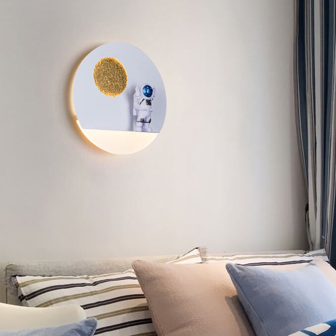 Contemporary Creative Iron Resin Round Astronaut LED Wall Light Lamp for Bedroom | Kalsten