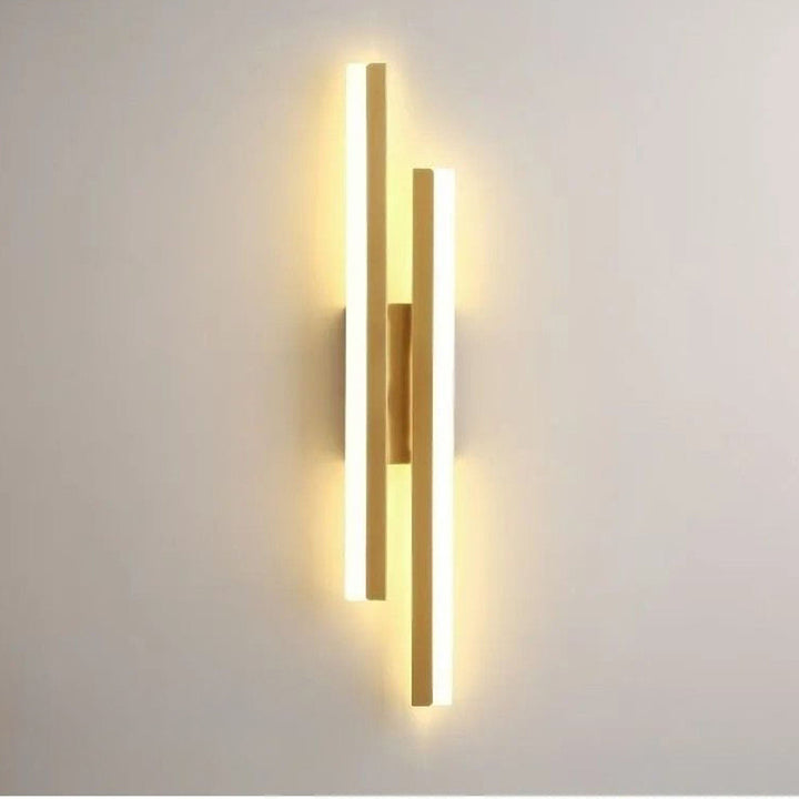 Acrylic Metal LED Wall Lamp Kalsten