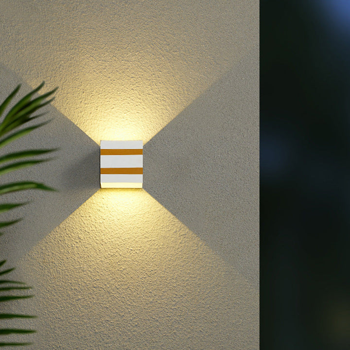 Outdoor Minimalist Square Cube Aluminum Waterproof LED Wall Sconce Lamp | Kalsten