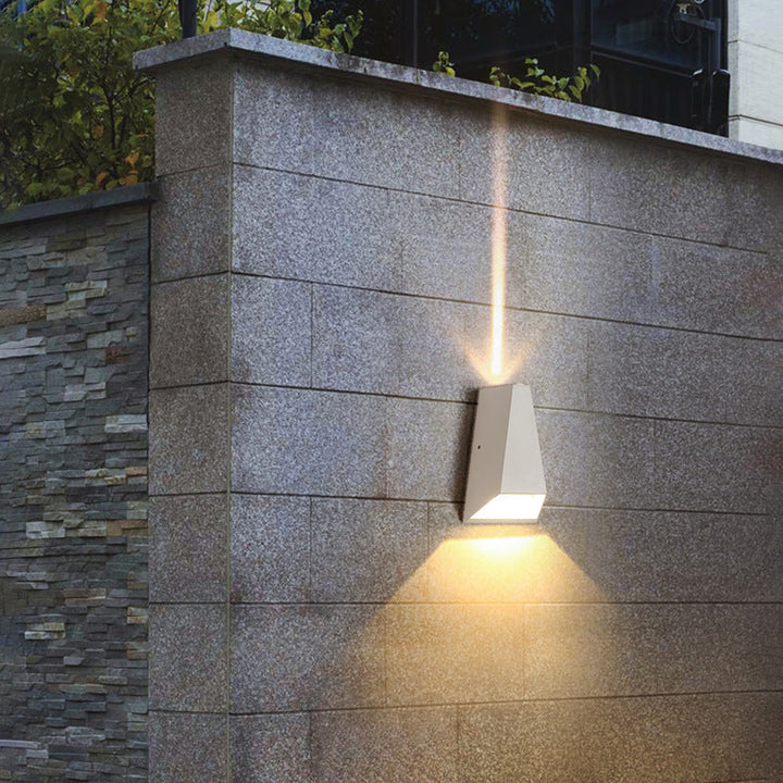 Outdoor Modern Column Geometry LED Waterproof Wall Sconce Lamp | Kalsten