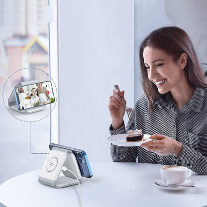 New foldable 3-in-1 wireless charger