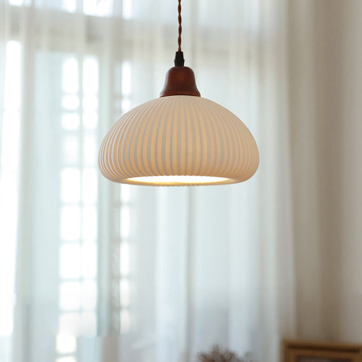 Vintage Nordic Ceramic White Pendant Light For Dining Room | Kalsten