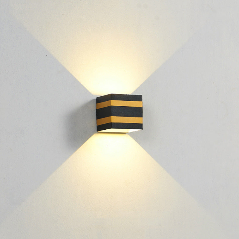 Outdoor Minimalist Square Cube Aluminum Waterproof LED Wall Sconce Lamp | Kalsten