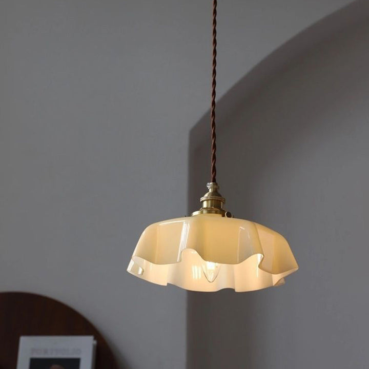 Modern Romantic Small Glass Ribbon Edge Pendant Light For Living Room | Kalsten