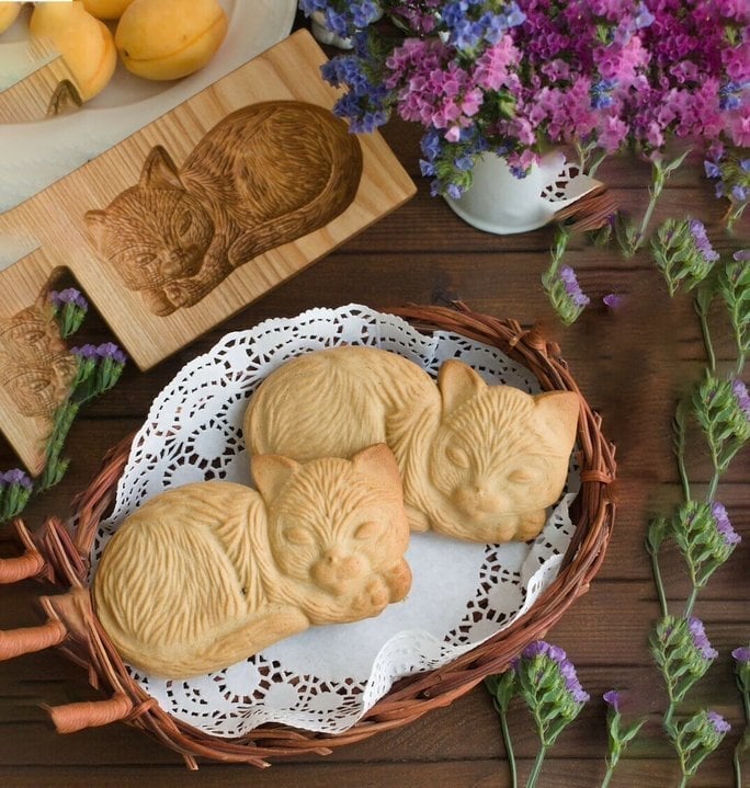 Kalsten | Wooden Cookie Mold Set | Engraved Pastry Stamps | Gingerbread & Biscuit Press