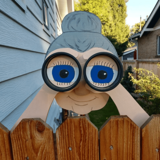 Kalsten | Fence Decoration Nosy Old Man and Lady Garden Yard Art