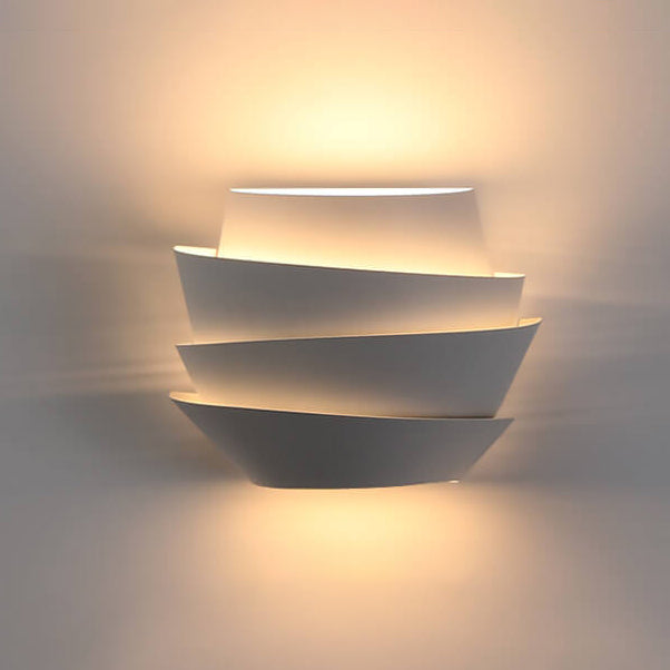 Scandinavian Wall Lamp with Dual Light Points - NordGlow | Kalsten