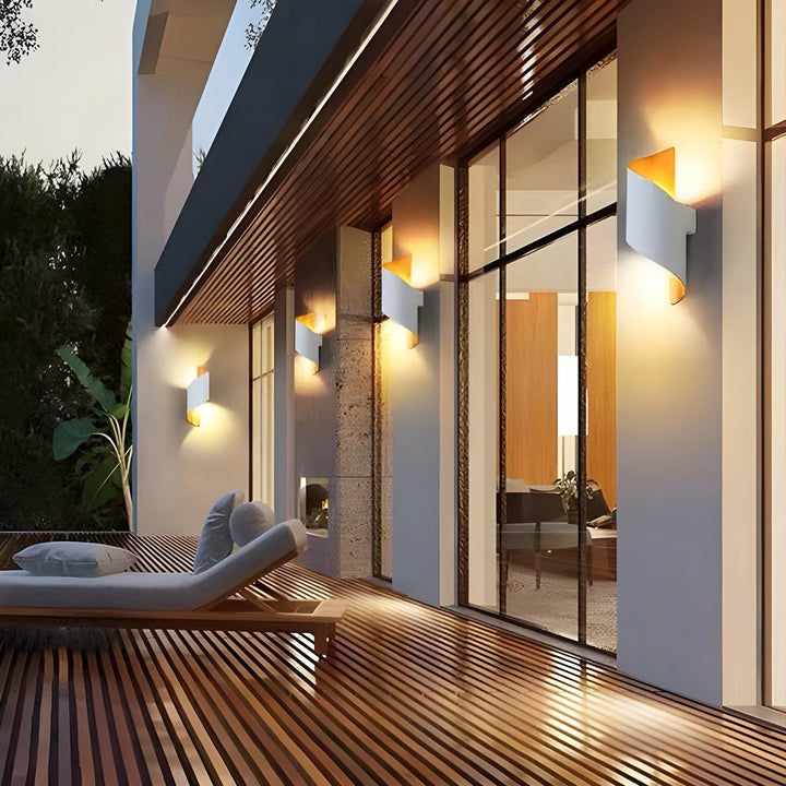 SpiralGlow Light - Nordic waterproof metal spiral LED wall lamp | Kalsten