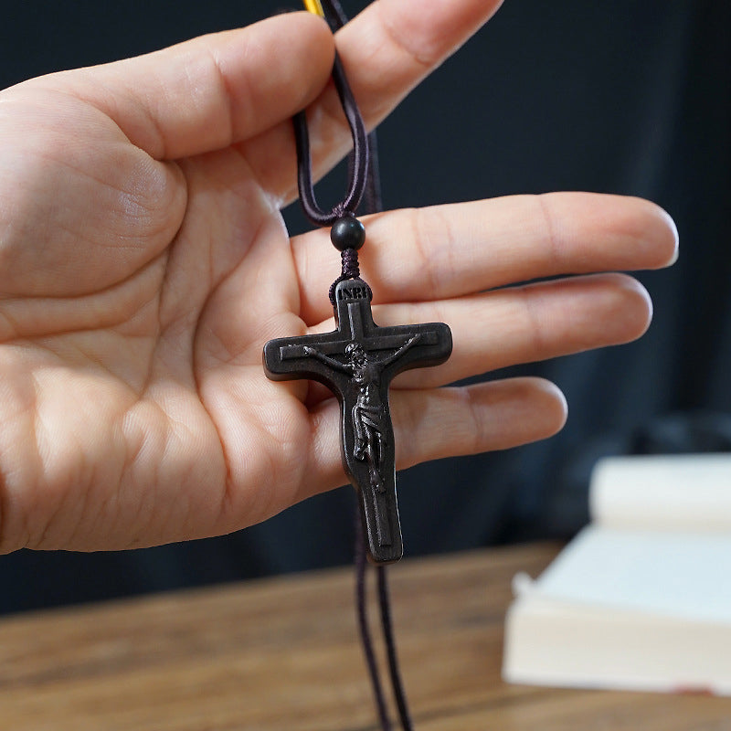 Kalsten | Jesus-Cross-Necklace made of Wood