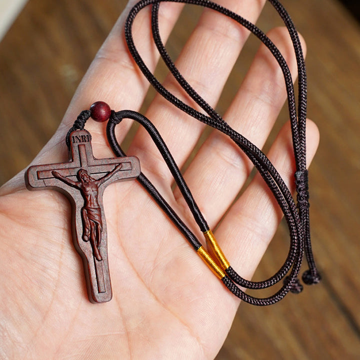 Kalsten | Jesus-Cross-Necklace made of Wood