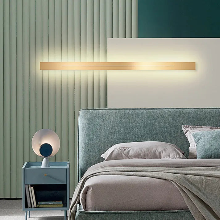 Modern Black Vertical LED Wall Lamp
