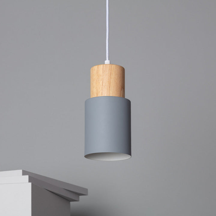 Modern Wood & Black Pendant Lamp Kalsten