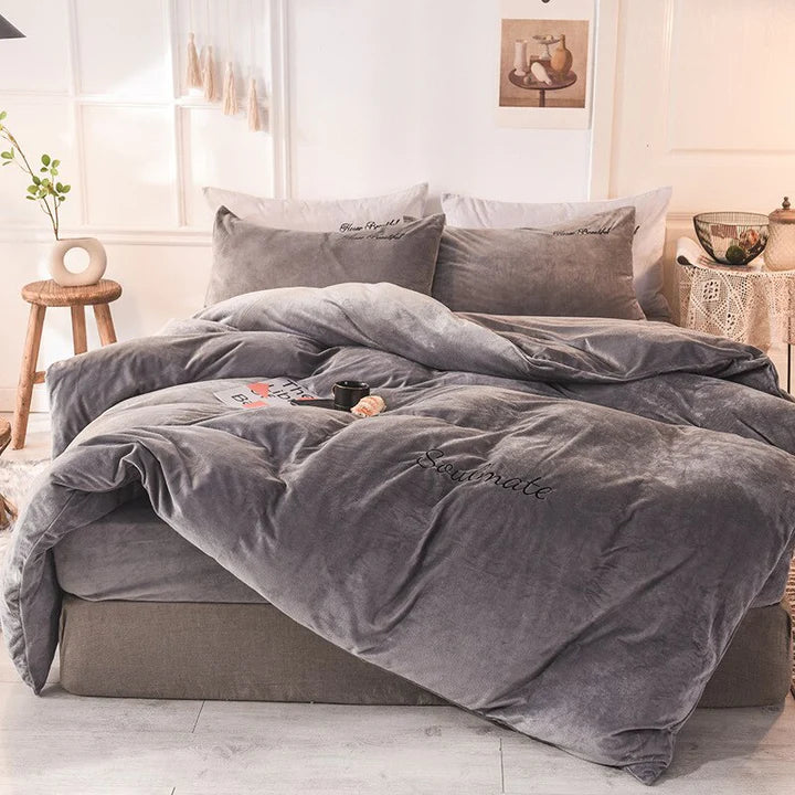SilkCloud Duvet Cover - Cozy Fleece Duvet Cover for Unmatched Sleeping Experience Kalsten
