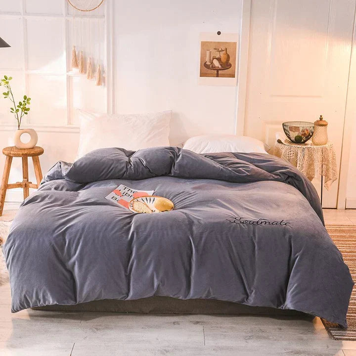 SilkCloud Duvet Cover - Cozy Fleece Duvet Cover for Unmatched Sleeping Experience Kalsten