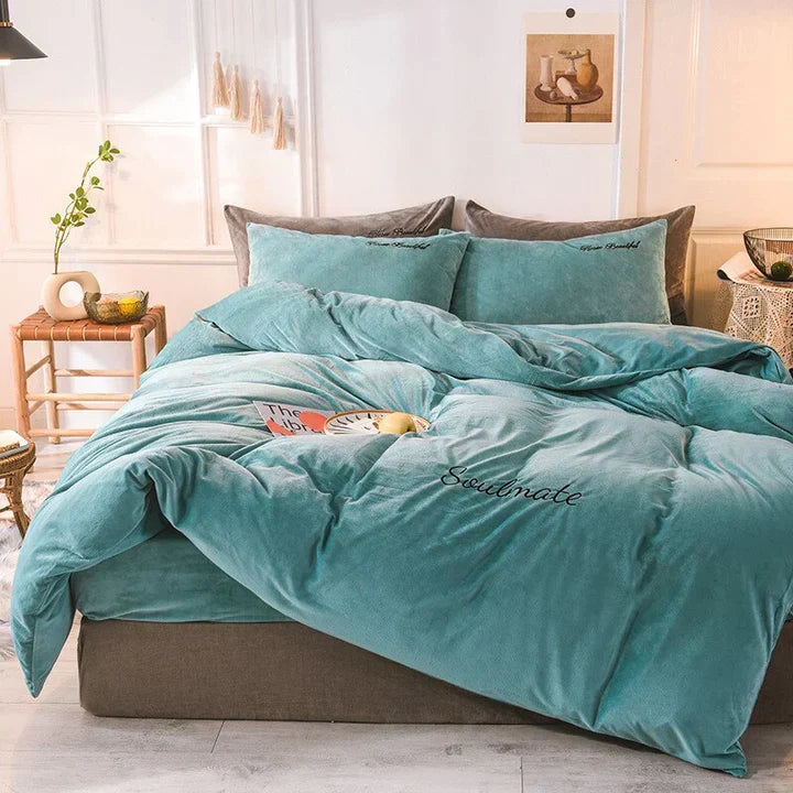 SilkCloud Duvet Cover - Cozy Fleece Duvet Cover for Unmatched Sleeping Experience Kalsten