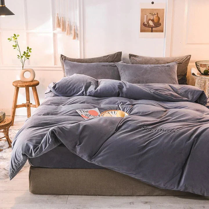 SilkCloud Duvet Cover - Cozy Fleece Duvet Cover for Unmatched Sleeping Experience Kalsten
