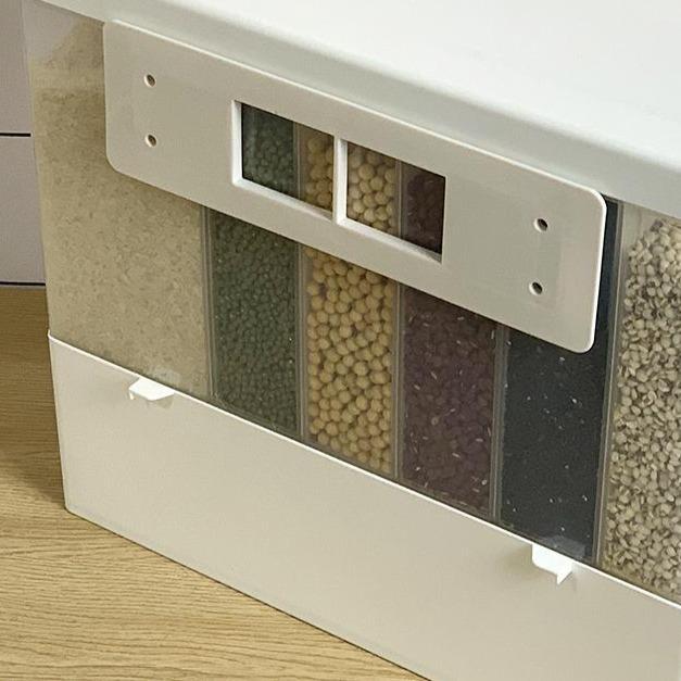 Wall-mounted Dry Food Dispenser | Kalsten