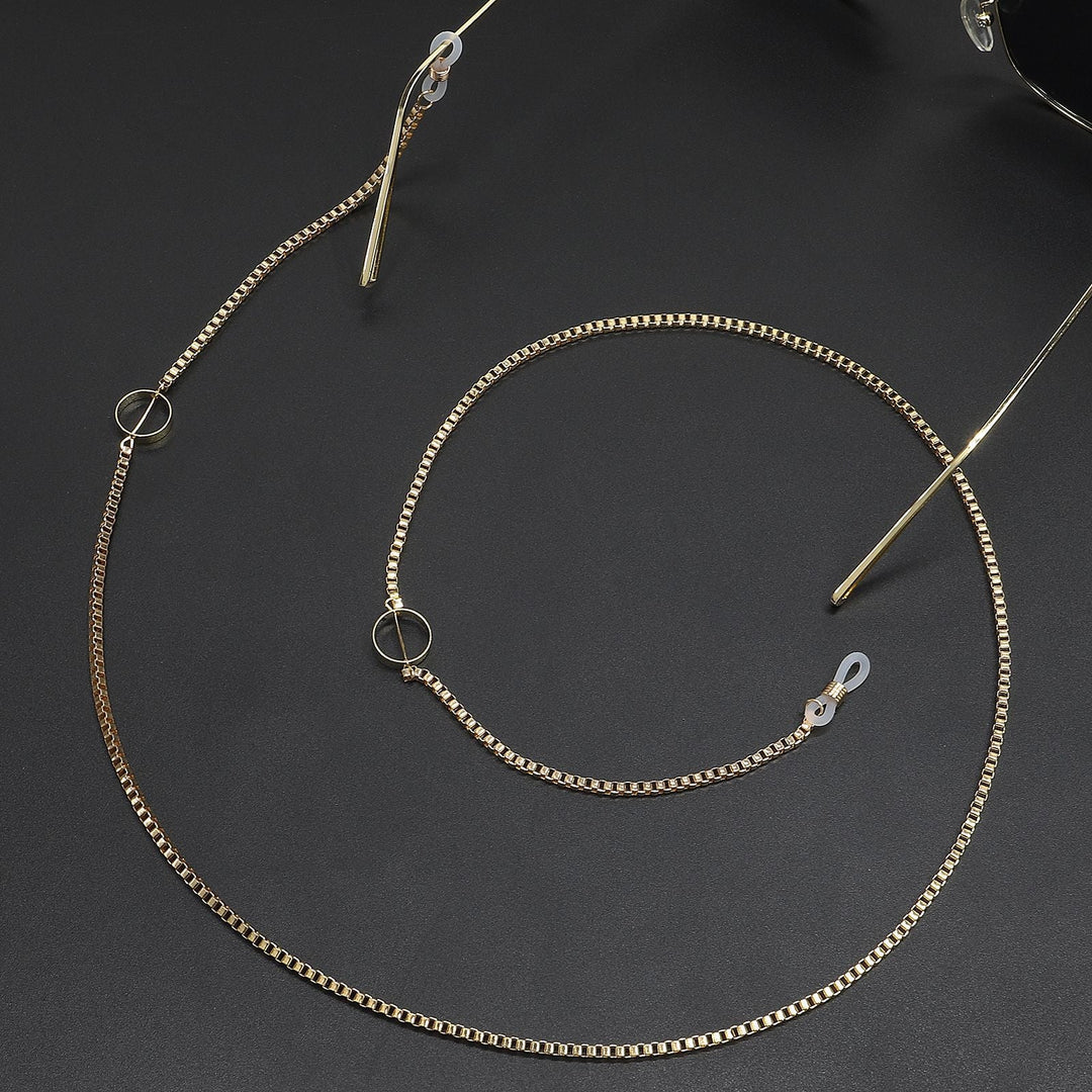 Fashionable Eyewear Chain Kalsten