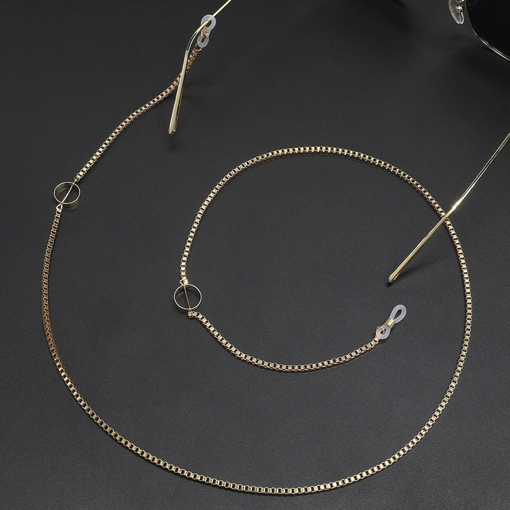 Fashionable Eyewear Chain Kalsten