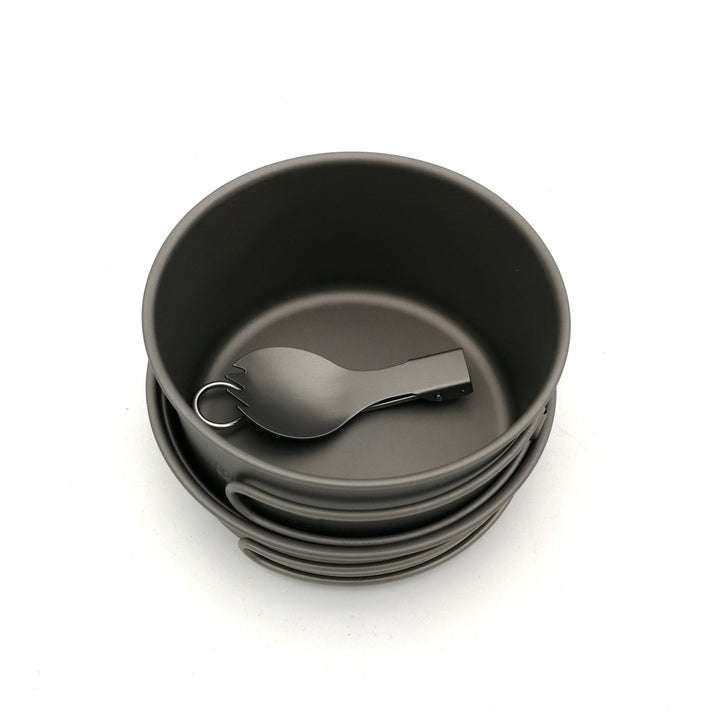 lightweight titanium nesting camping cookware set with folding wire handles Kalsten