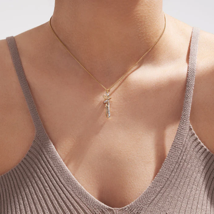 Kalsten | Hug Necklace