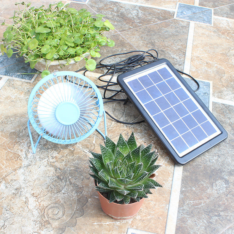 Unisex portable solar USB charger with long connection cable and highly efficient photovoltaic cells Kalsten