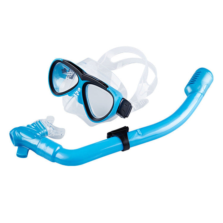 Diving mask with generous visibility and ergonomic design Kalsten