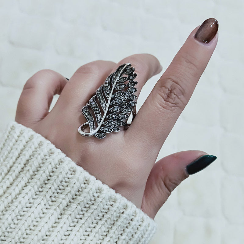 Elegant Leaf-Designed Adjustable Ring Kalsten