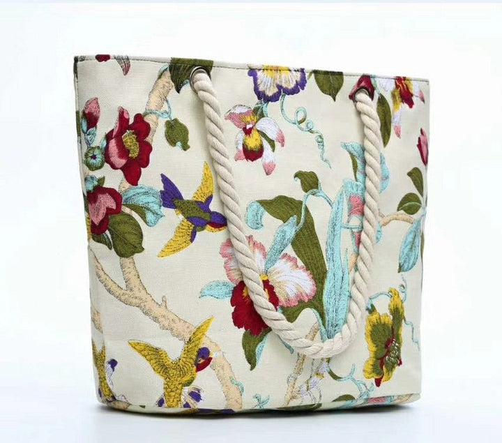 Elegant Beach Bag with Floral Embroidery Design Kalsten