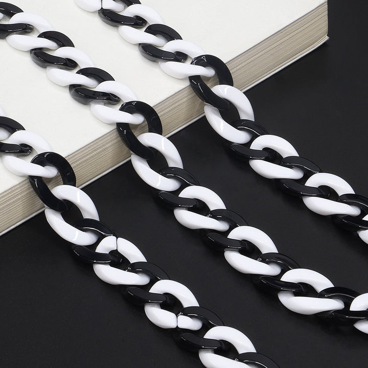 Chic Statement Eyewear Holder Kalsten