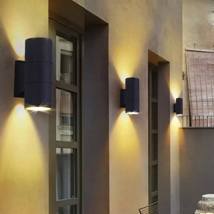 Black Aluminum Outdoor Wall Lamp Kalsten