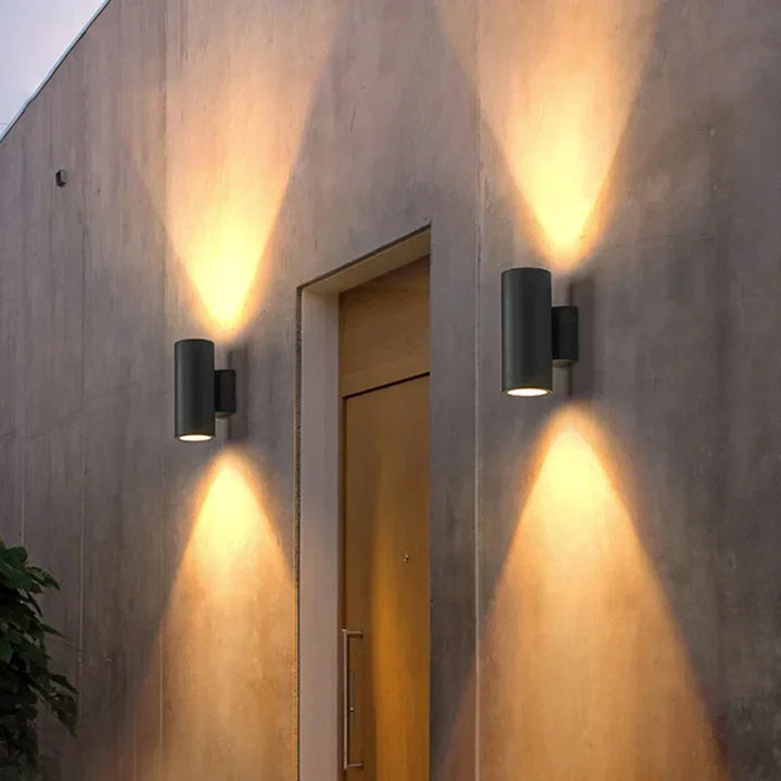 Black Aluminum Outdoor Wall Lamp Kalsten