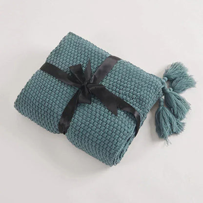 Skanto | NordiWrap Knitted Wool Blanket with Fringes | Nordic Design | Cozy & Elegant | Perfect for Home