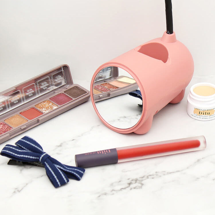 LumoBun Table Lamp – Cute LED Desk Lamp with Pen Holder and USB Connection | Kalsten